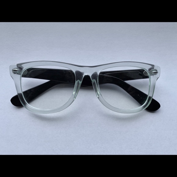 Clear and black glasses - Picture 1 of 1